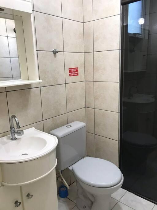 Apto Em Condominio No Centro De Bombinhas, Proximo Da Praia Exteriör bild