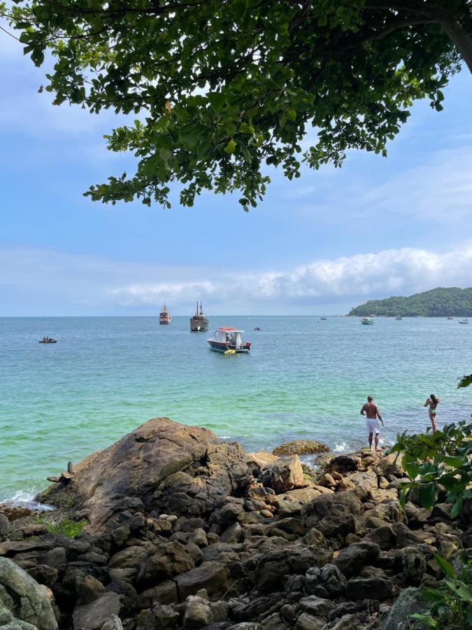 Apto Em Condominio No Centro De Bombinhas, Proximo Da Praia Exteriör bild