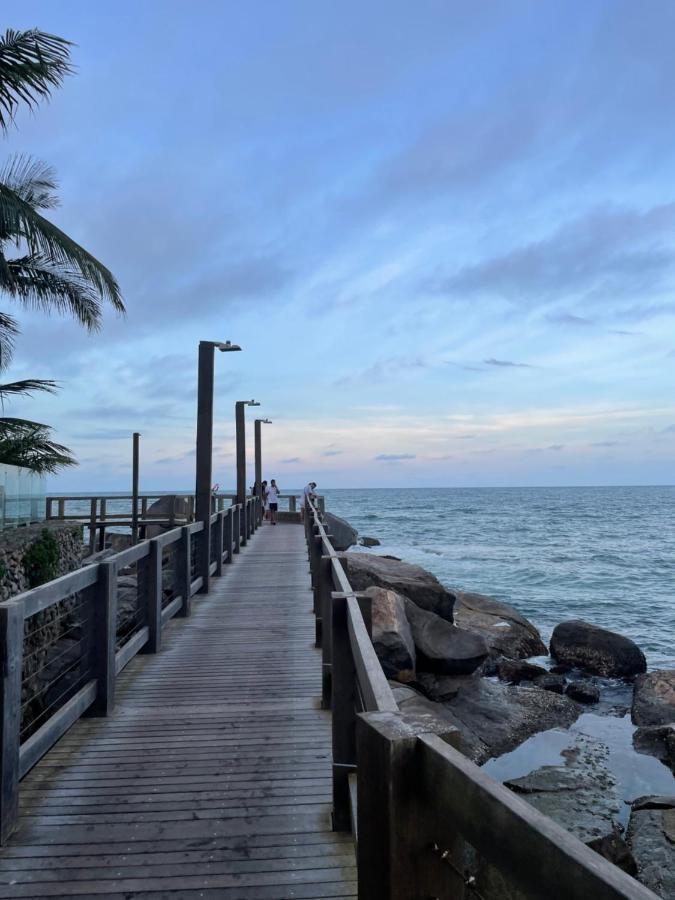 Apto Em Condominio No Centro De Bombinhas, Proximo Da Praia Exteriör bild