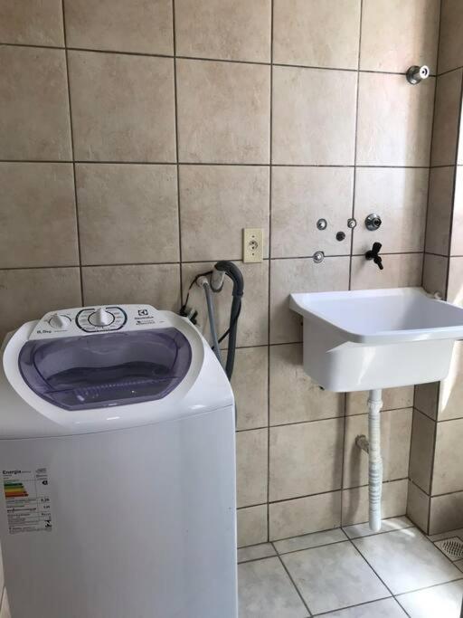Apto Em Condominio No Centro De Bombinhas, Proximo Da Praia Exteriör bild