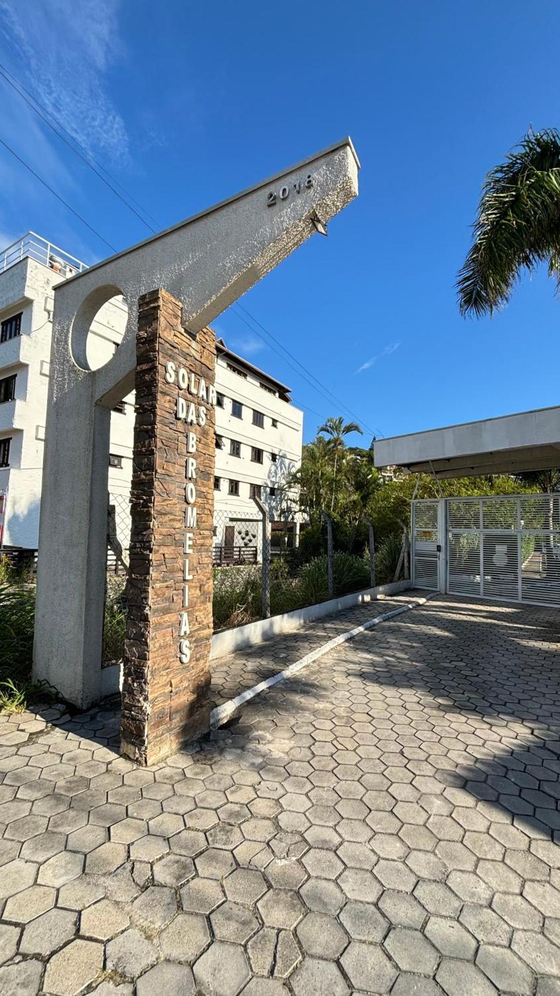 Apto Em Condominio No Centro De Bombinhas, Proximo Da Praia Exteriör bild