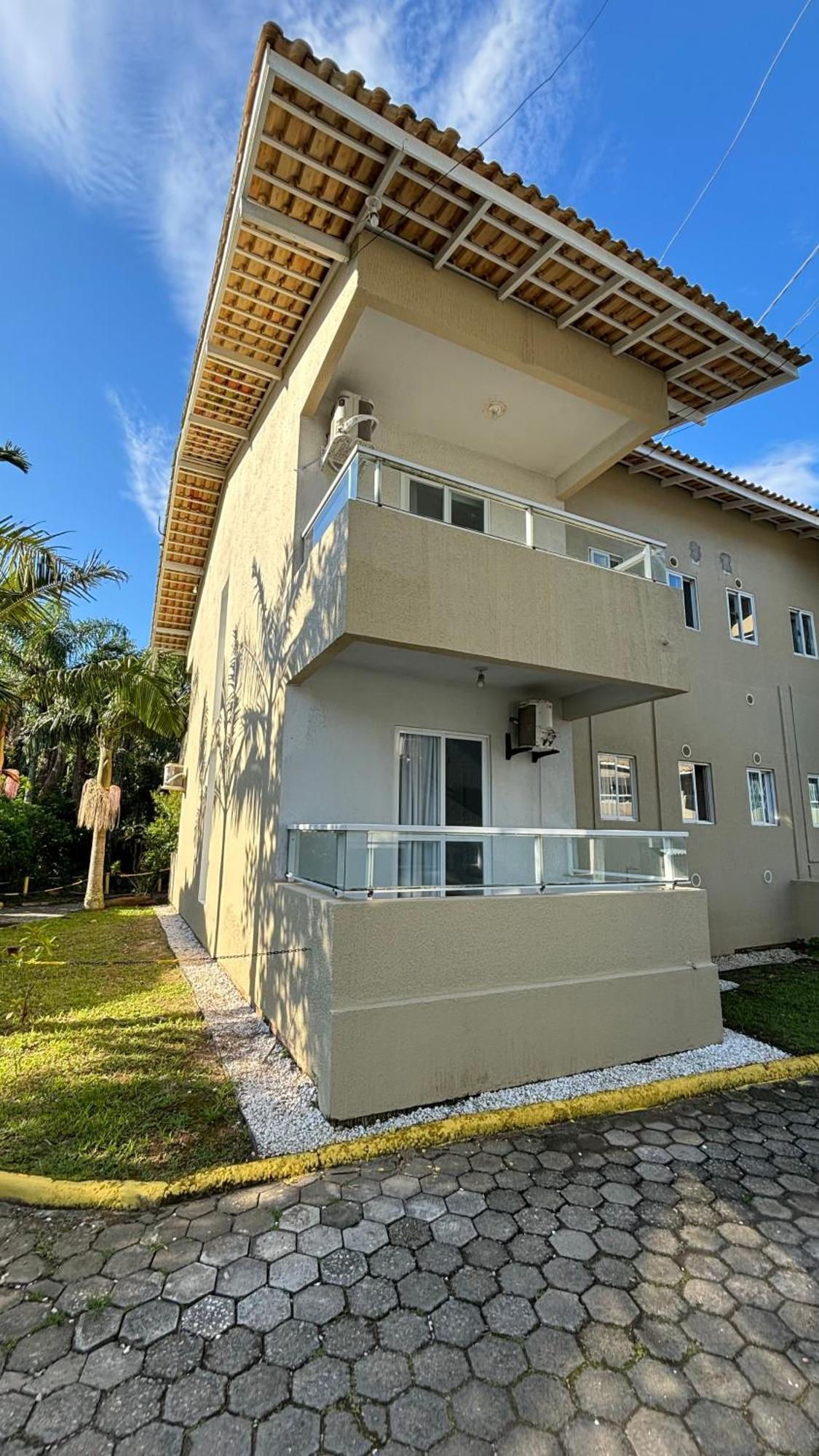 Apto Em Condominio No Centro De Bombinhas, Proximo Da Praia Exteriör bild