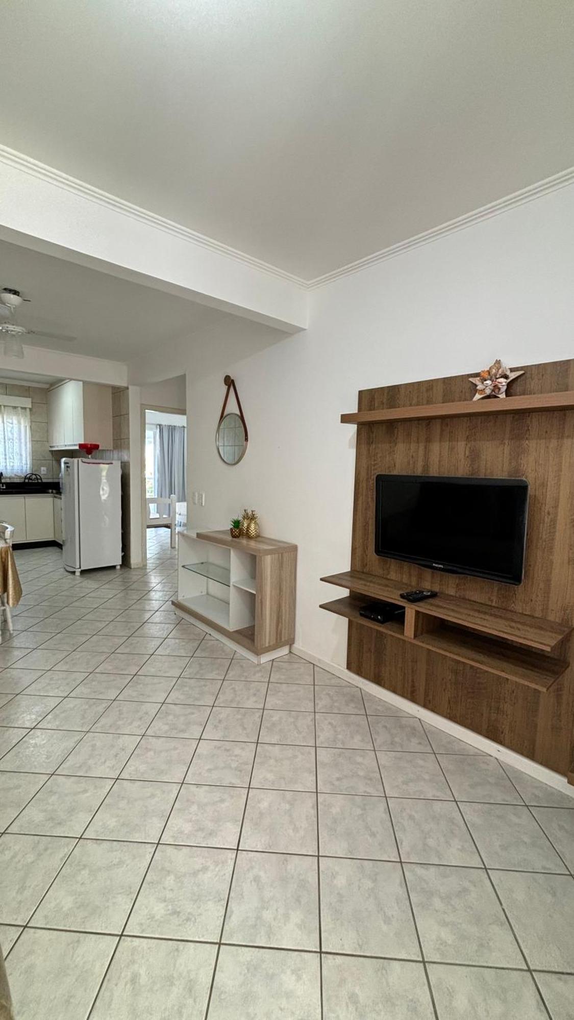 Apto Em Condominio No Centro De Bombinhas, Proximo Da Praia Exteriör bild